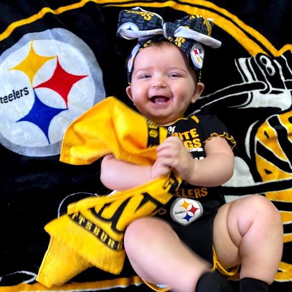 Meet your Posher, Alyssa - Picture 1 of 7